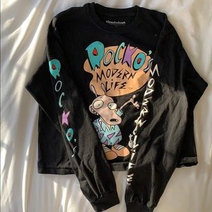 cropped black long sleeve